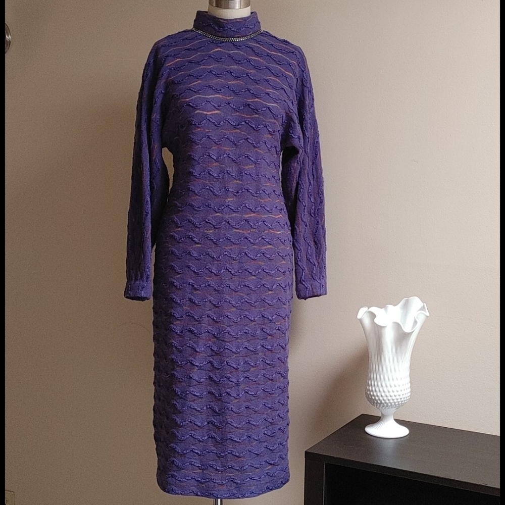 Vintage 80s Purple Long Shift Dolman Sleeves Dress with Texture - Picture 7 of 16